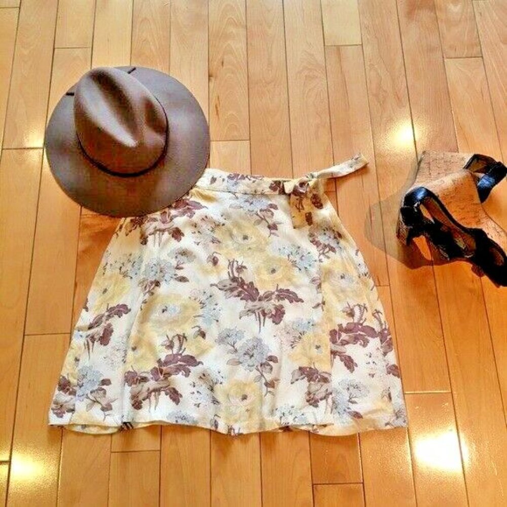 GAP  wrap floral skirt NEW